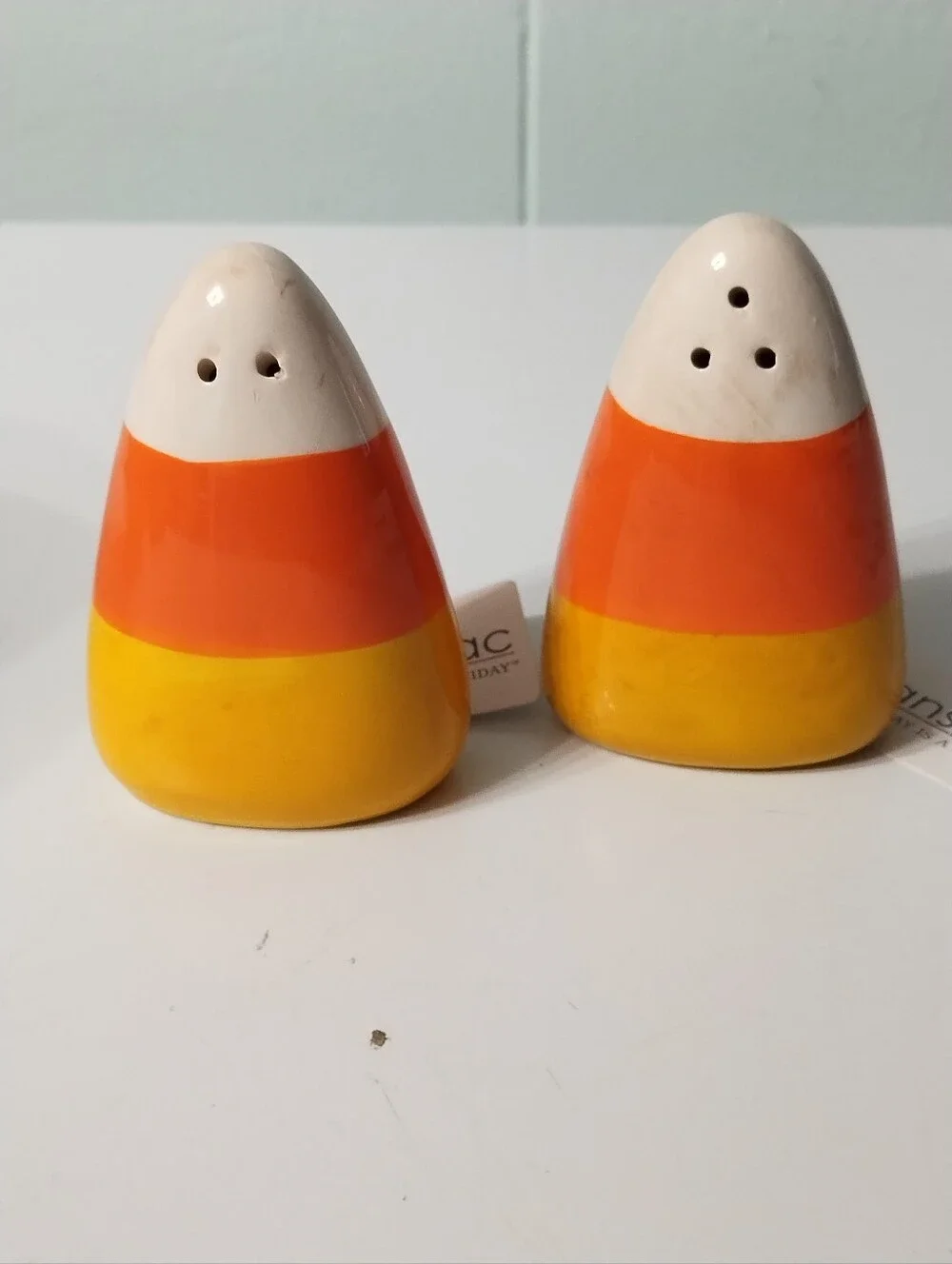 NWT Johanna Parker Candy Corn Ceramic Candy Corn Salt & Pepper Shaker Set